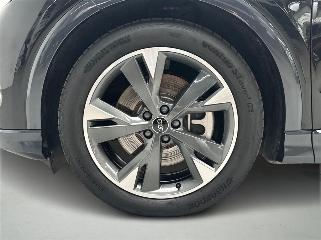Audi Q4 S Line billede 9