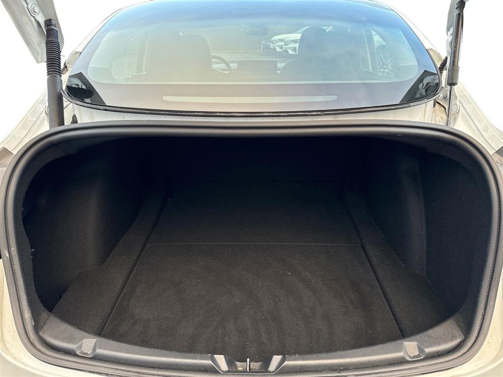 Tesla Model 3 Long Range billede 13