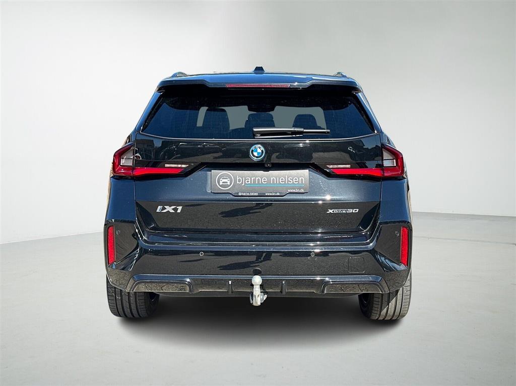 BMW iX1 Fully Charged billede 7
