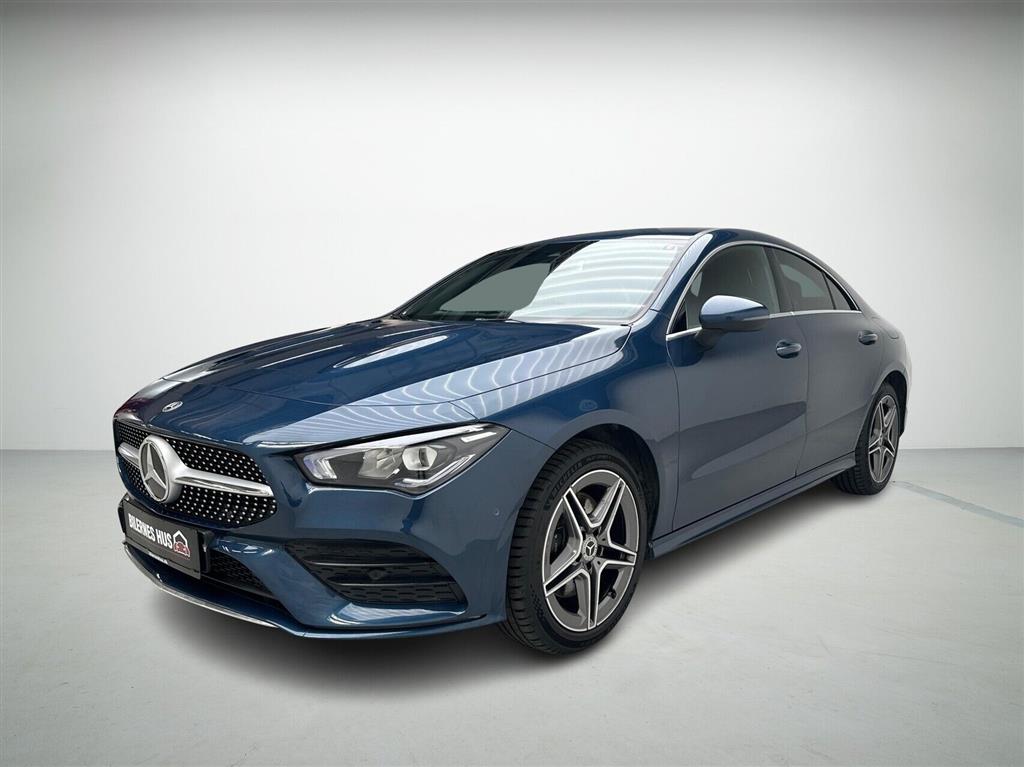 Mercedes-Benz CLA250 e AMG Line