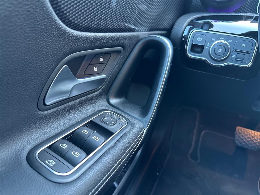 Mercedes-Benz A200 Progressive Line billede 16