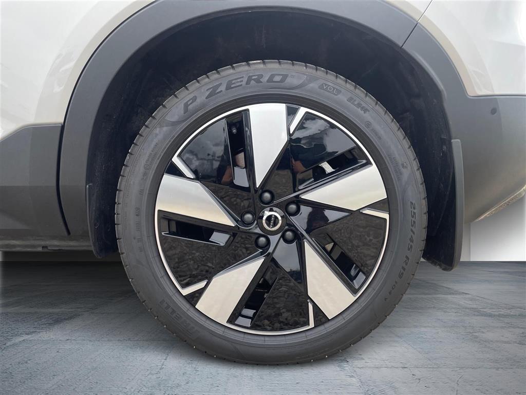 Volvo EX40 Plus billede 9