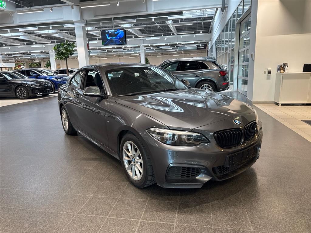 BMW 218i Advantage