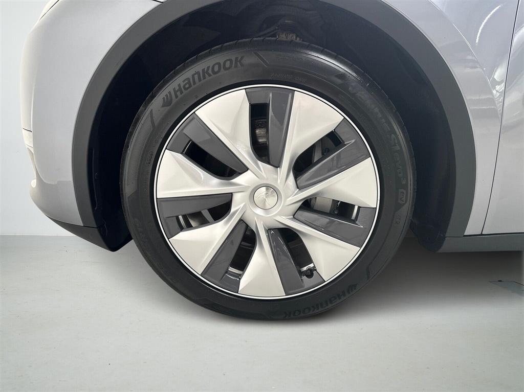 Tesla Model Y Long Range billede 9