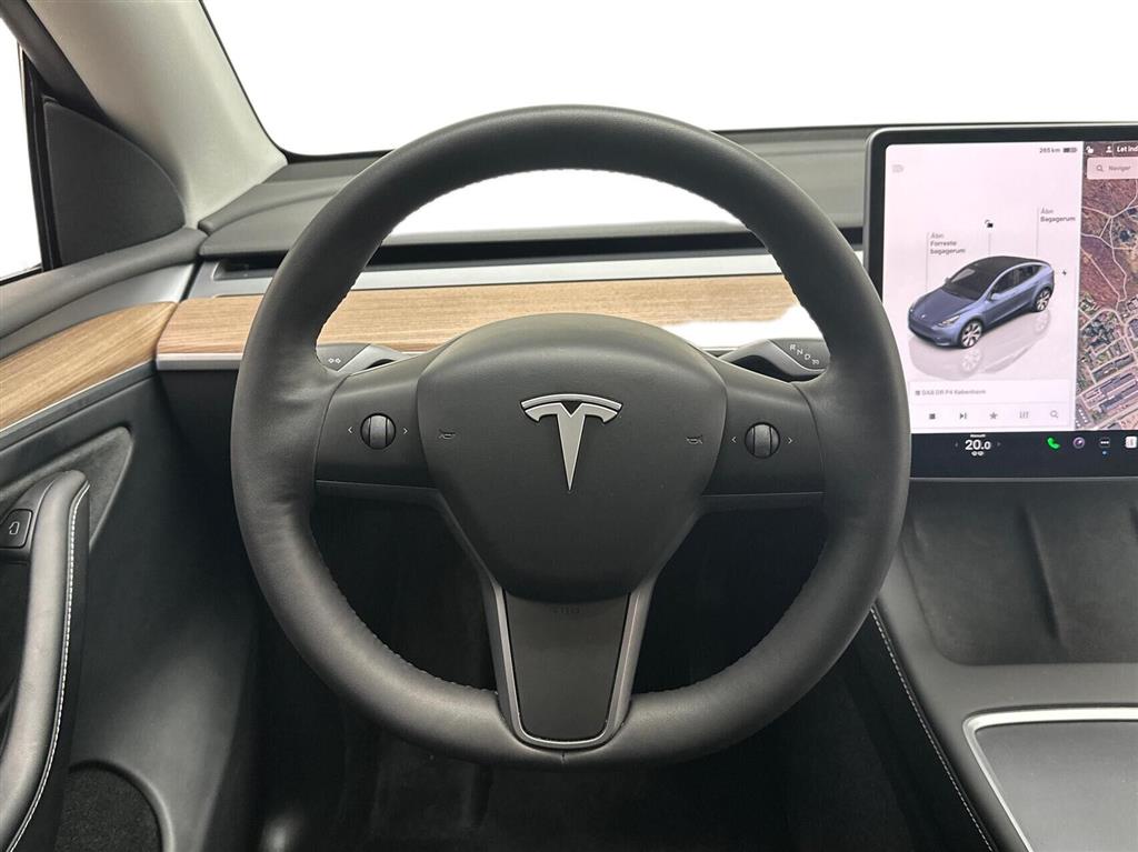 Tesla Model Y Long Range billede 10
