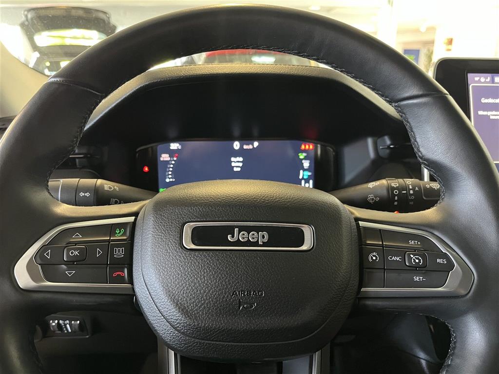 Jeep Compass Night Eagle generic.image 9