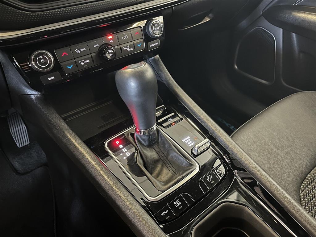 Jeep Compass Night Eagle generic.image 7