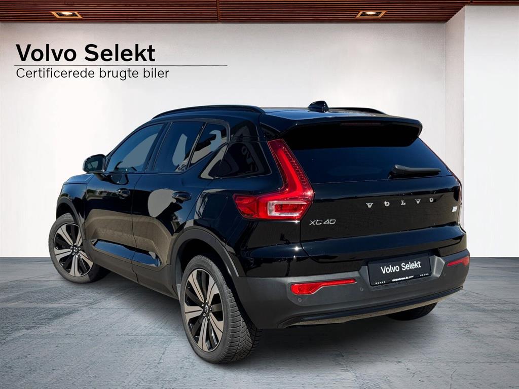 Volvo XC40 Plus billede 2