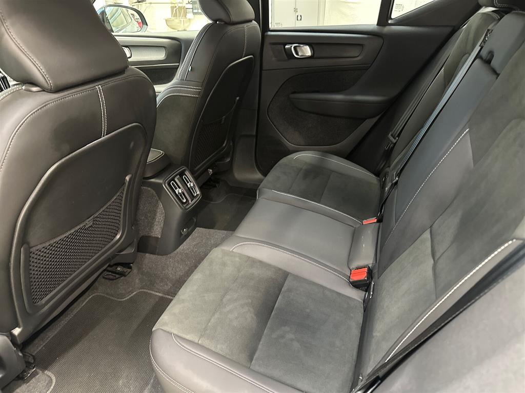 Volvo XC40 Plus billede 7