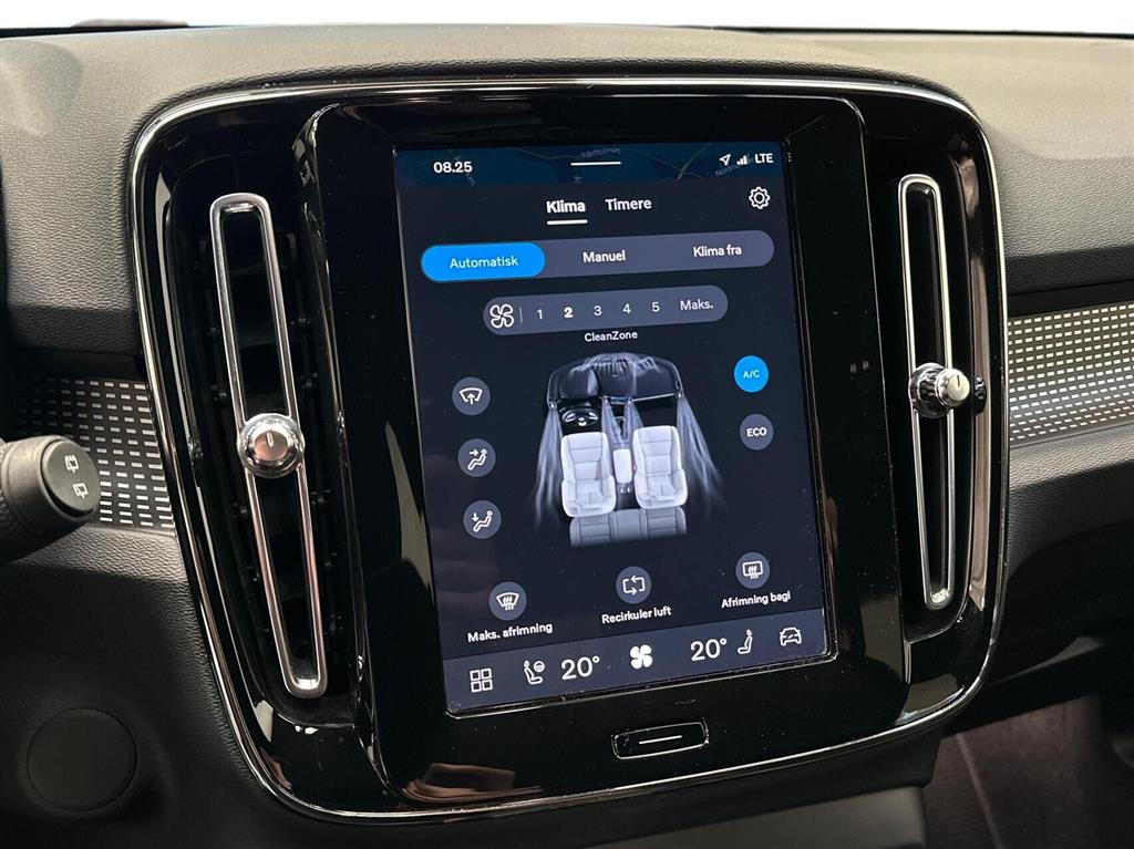 Volvo XC40 Plus billede 16