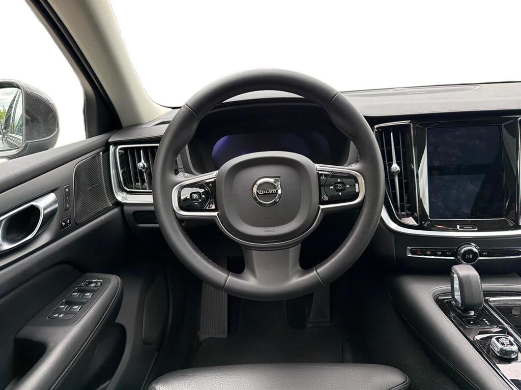 Volvo V60 Ultimate generic.image 11