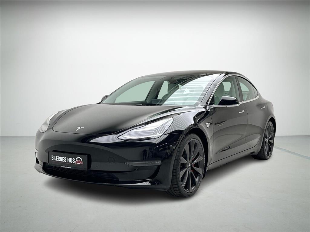 Tesla Model 3 Performance