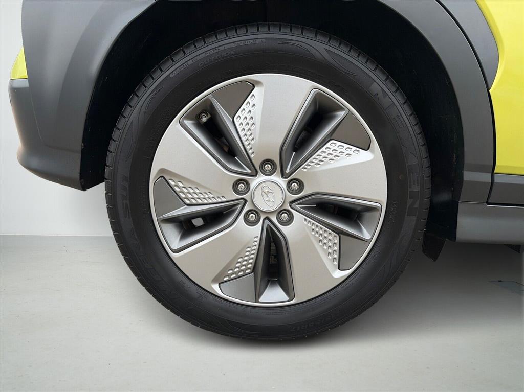 Hyundai Kona Premium generic.image 8