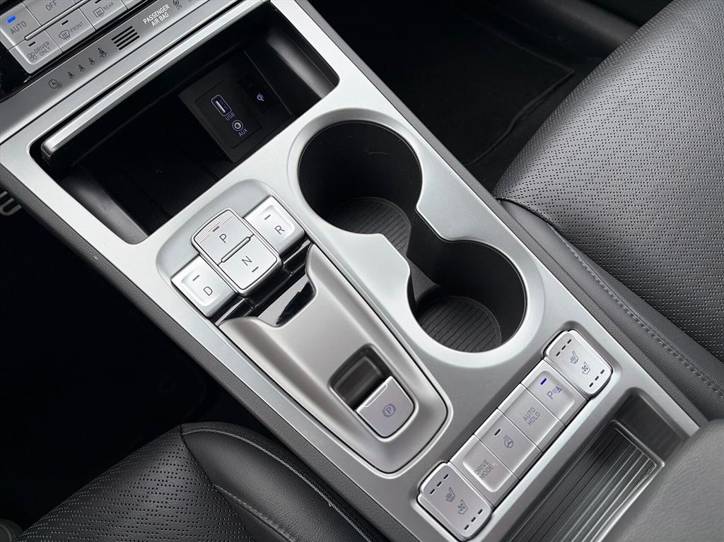 Hyundai Kona Premium generic.image 15