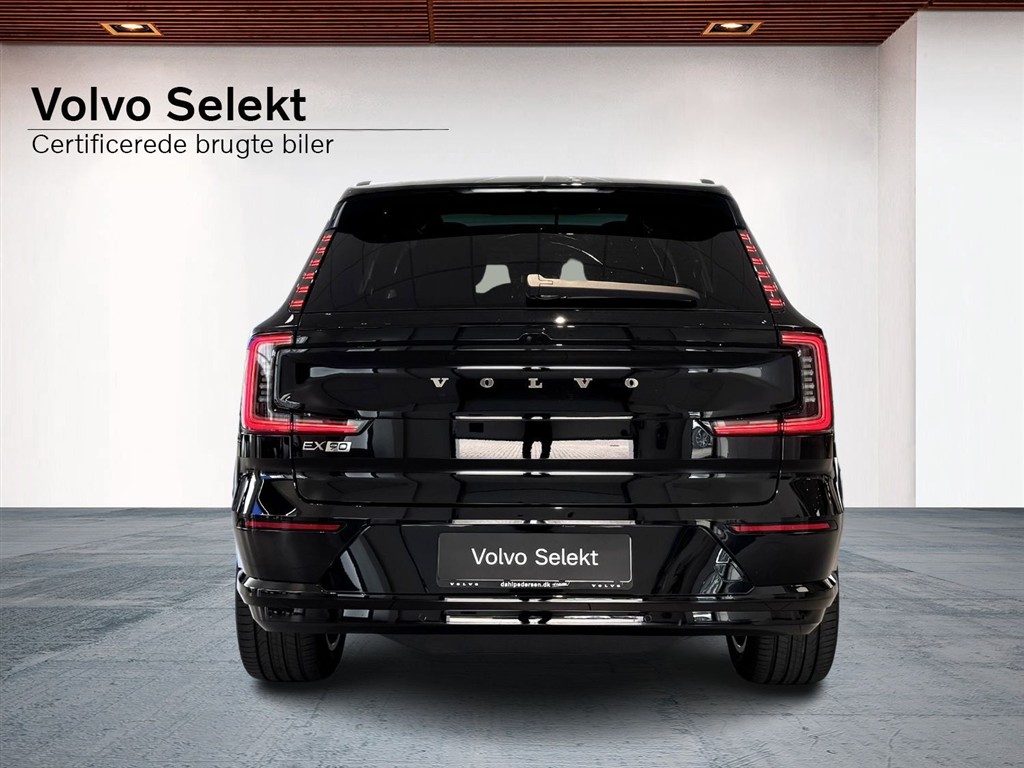 Volvo EX90 Plus generic.image 4