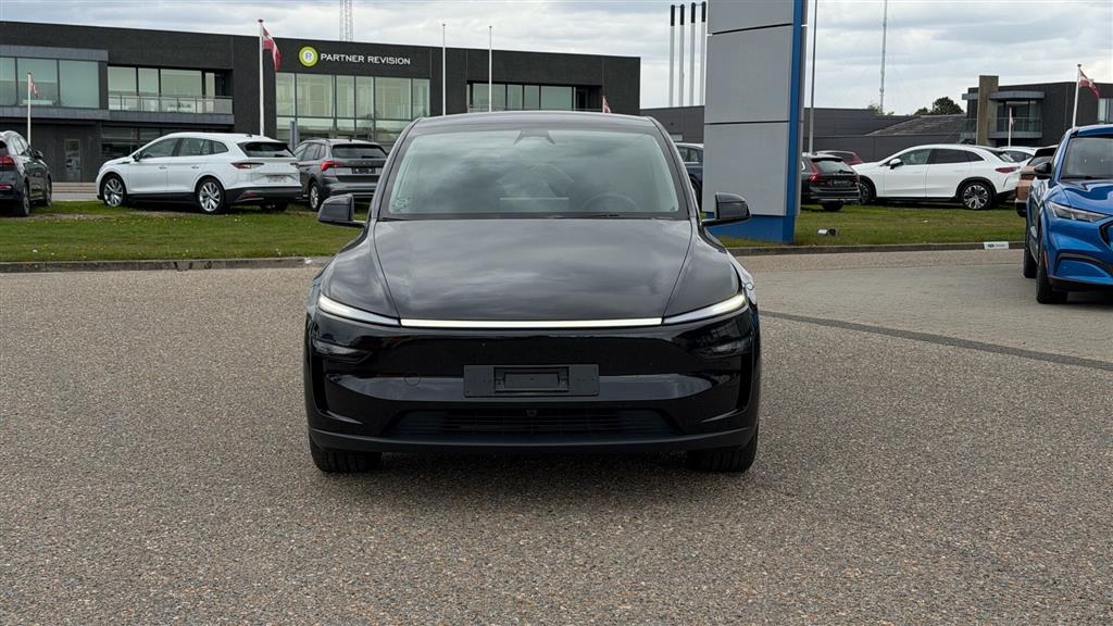 Tesla Model Y Long Range billede 3