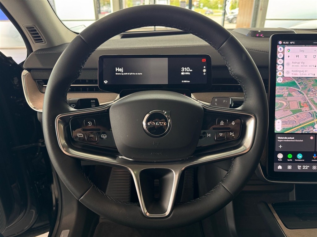 Volvo EX90 Plus generic.image 15