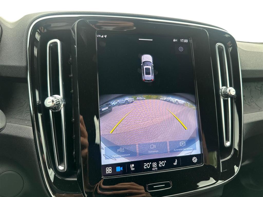 Volvo XC40 Plus billede 16