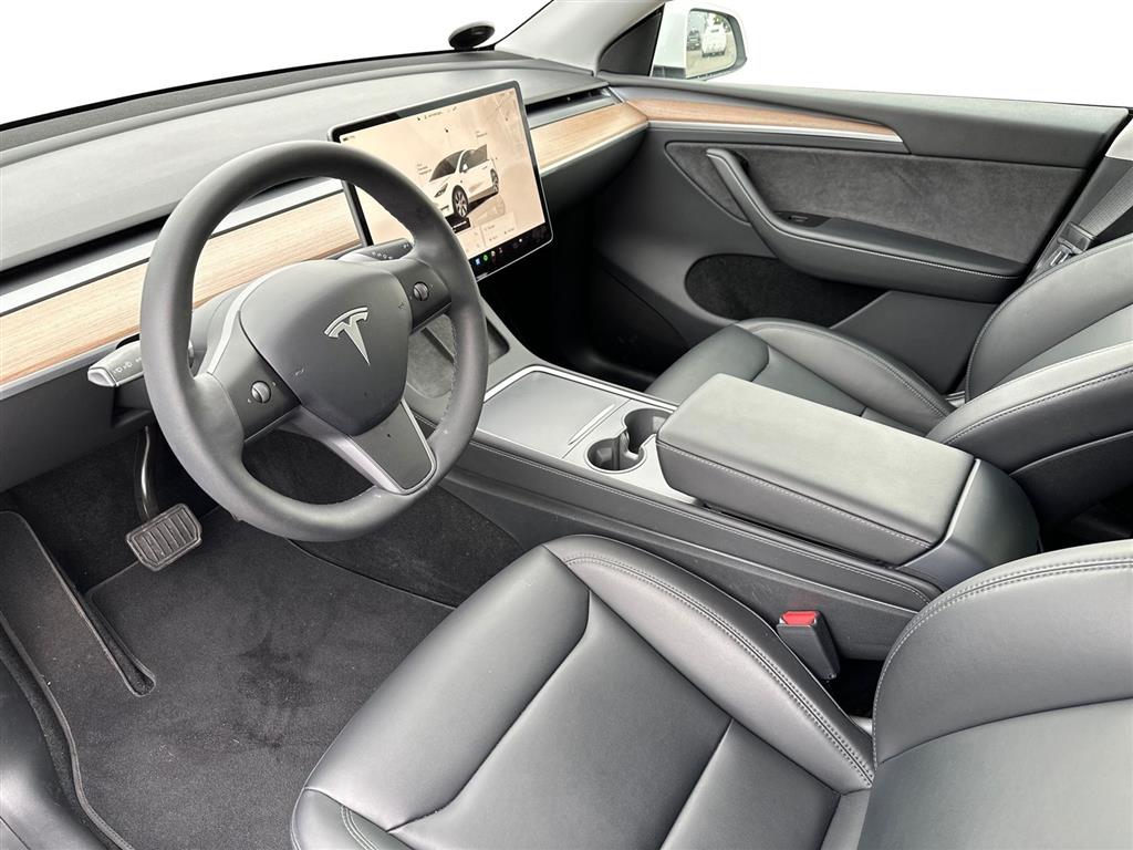 Tesla Model Y Long Range billede 3