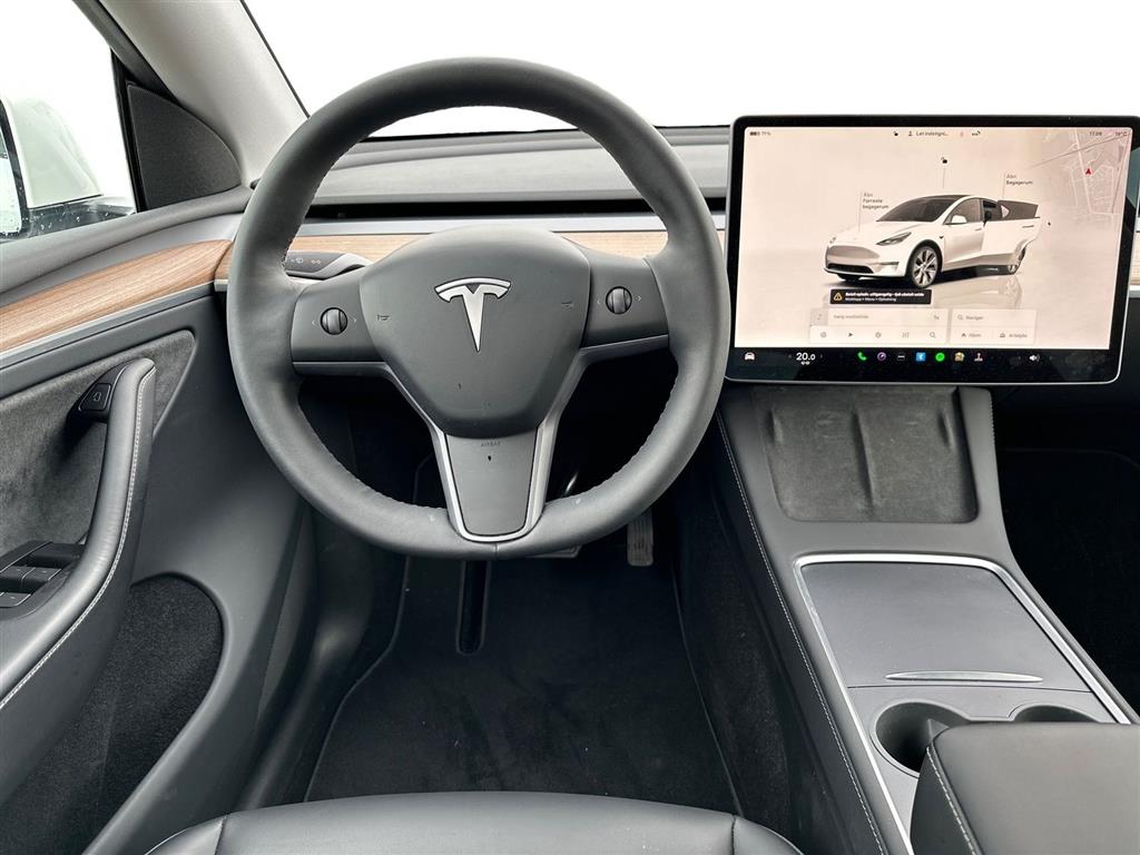 Tesla Model Y Long Range billede 9