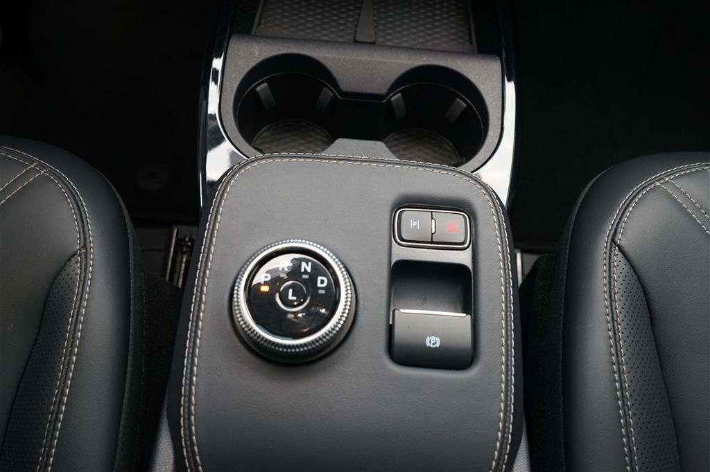 Ford Mustang Mach-E SR billede 17
