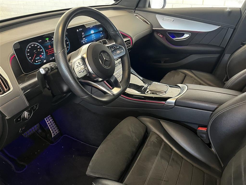 generic.car generic.image 3