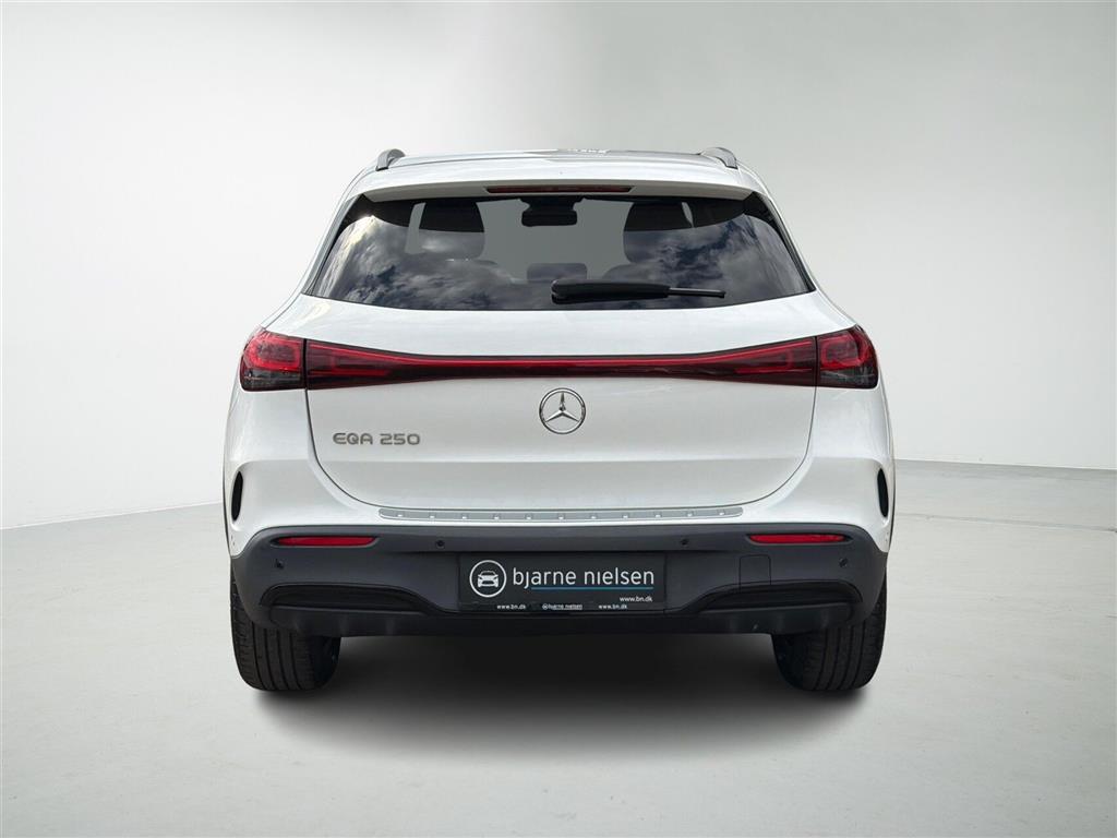 Mercedes-Benz EQA 250 AMG Line billede 7