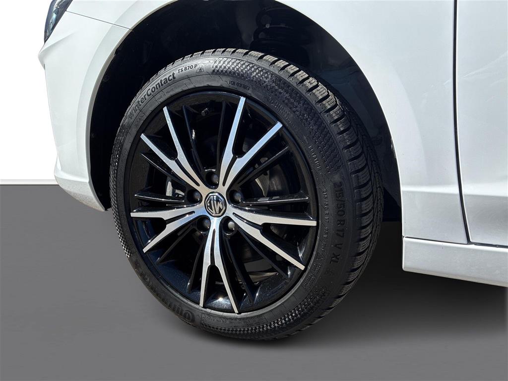 MG MG5 Electric Standard Range Luxury generic.image 4