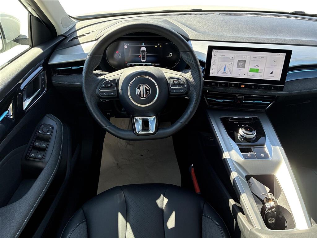 MG MG5 Electric Standard Range Luxury generic.image 16