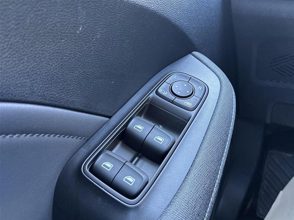 MG MG5 Electric Standard Range Luxury generic.image 29
