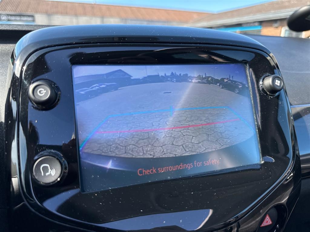 Toyota Aygo X-Style + DAB+ billede 11