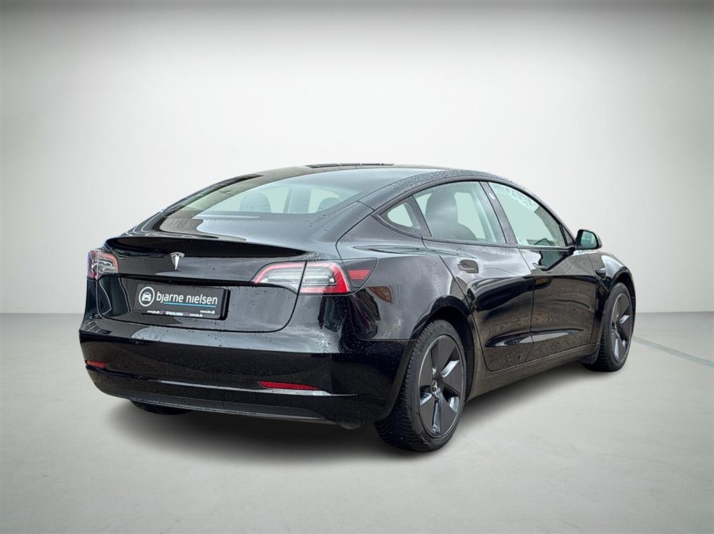Tesla Model 3 Standard Range Plus billede 2