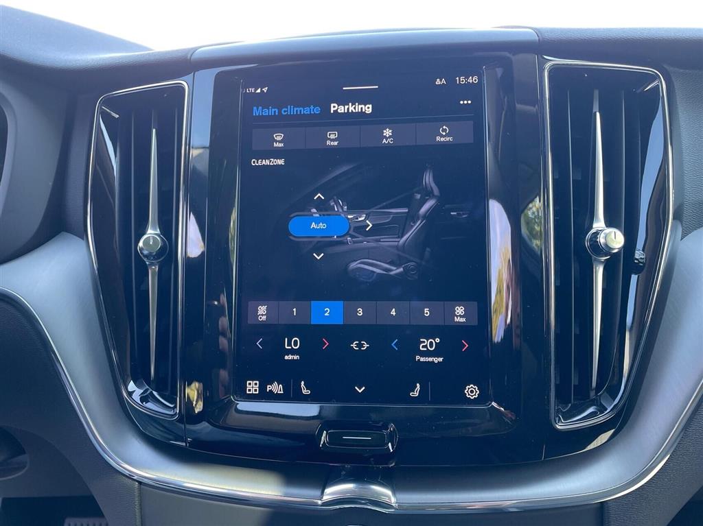 Volvo XC60 Core billede 16