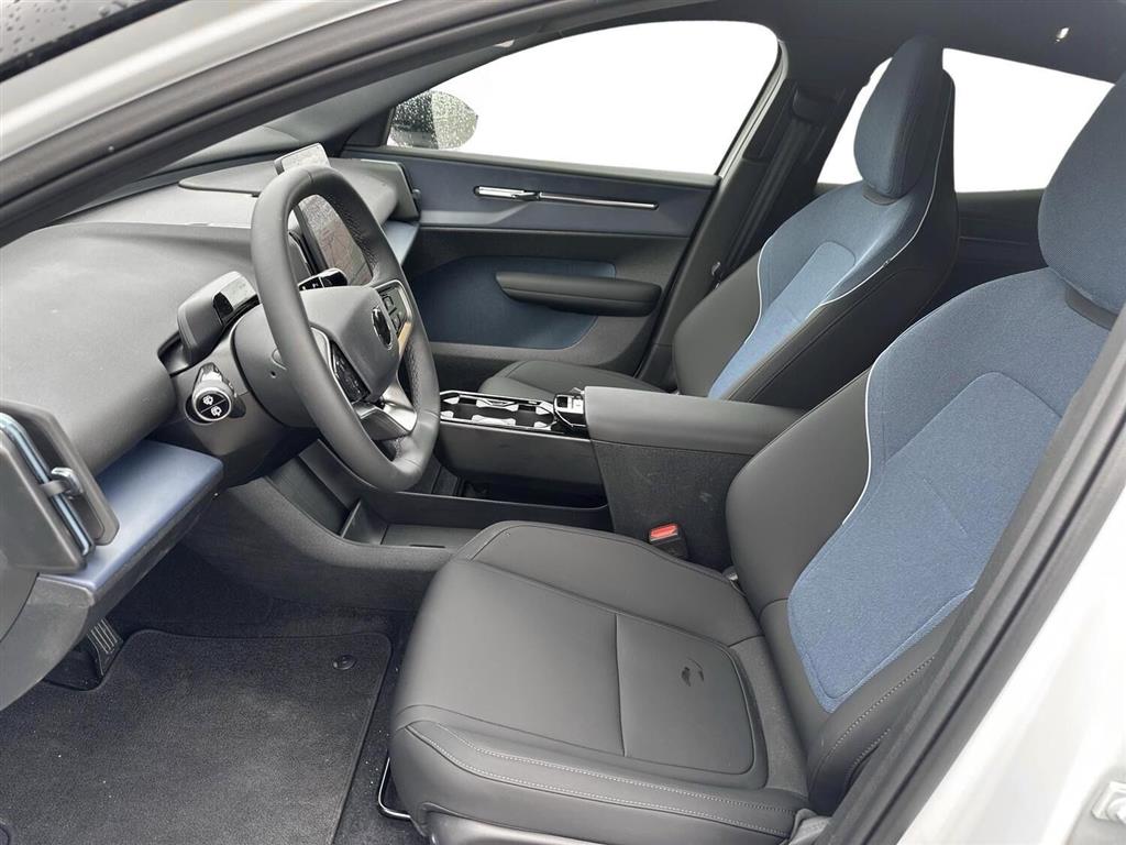 Volvo EX30 Plus billede 7