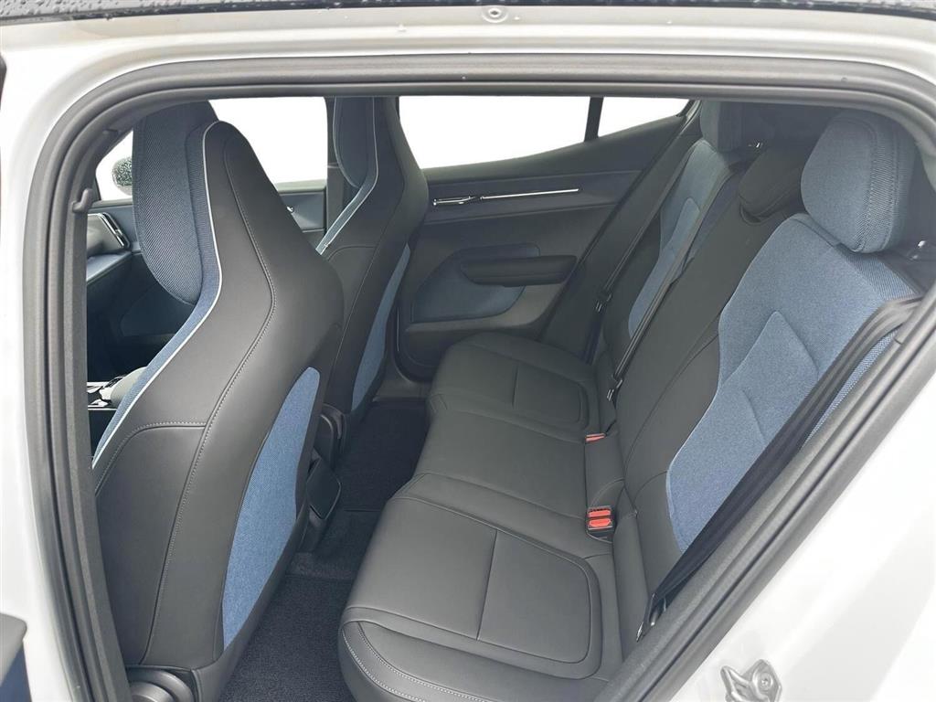 Volvo EX30 Plus billede 8