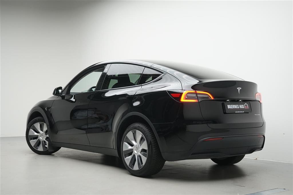 Tesla Model Y Long Range billede 2