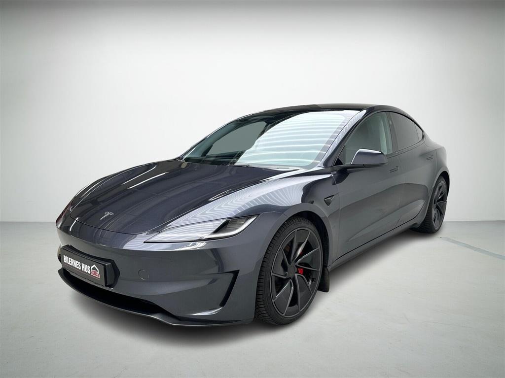 Tesla Model 3 Performance