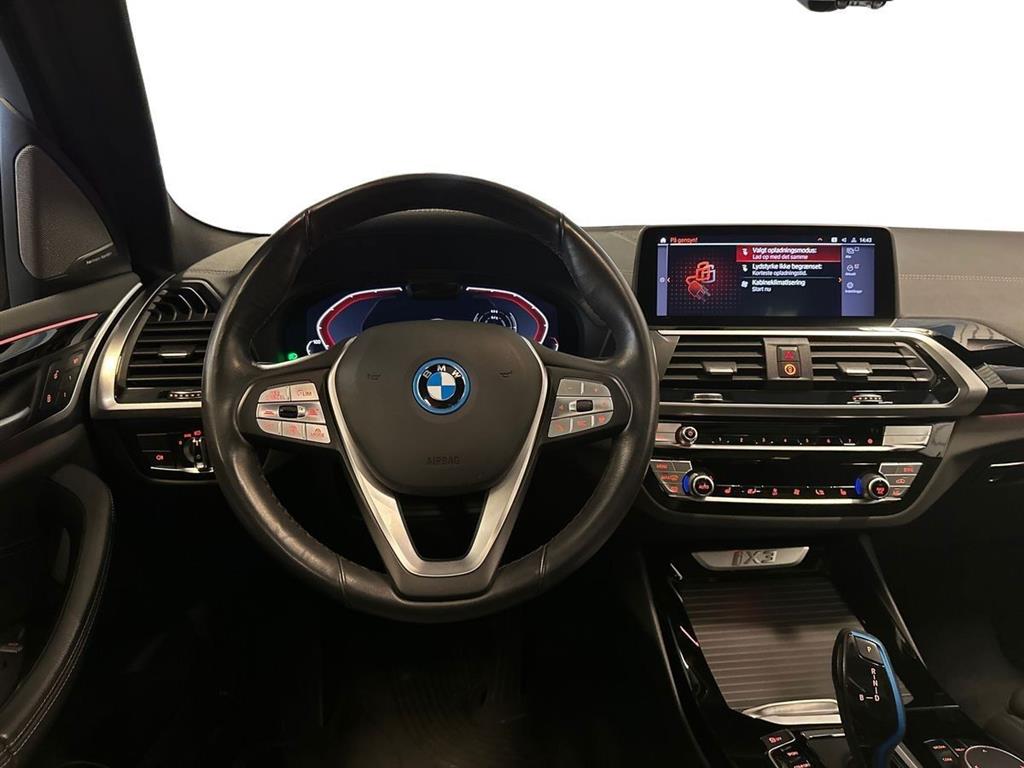 BMW iX3 Charged Plus billede 9