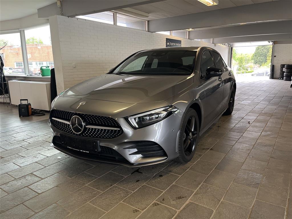 Mercedes-Benz A250 e AMG Line