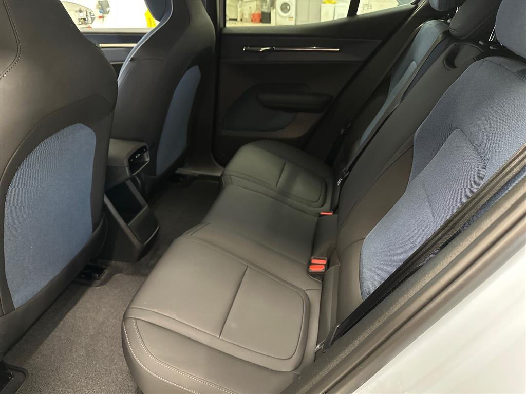 Volvo EX30 Core billede 7