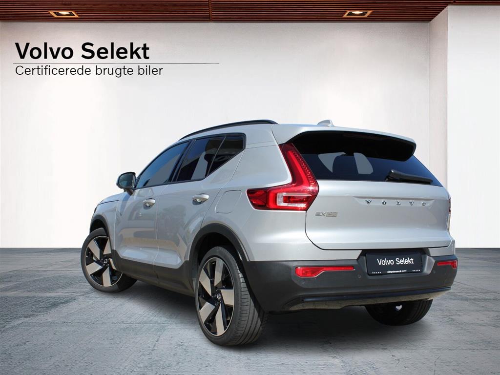 Volvo EX40 Core billede 2