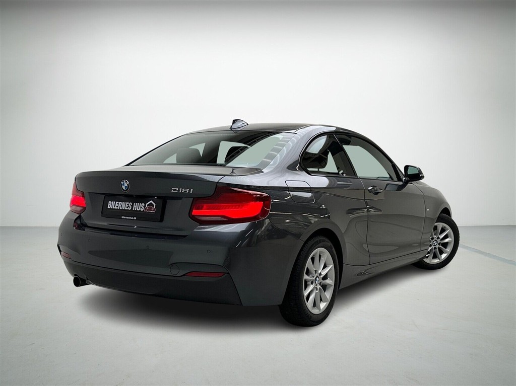 BMW 218i Advantage billede 2