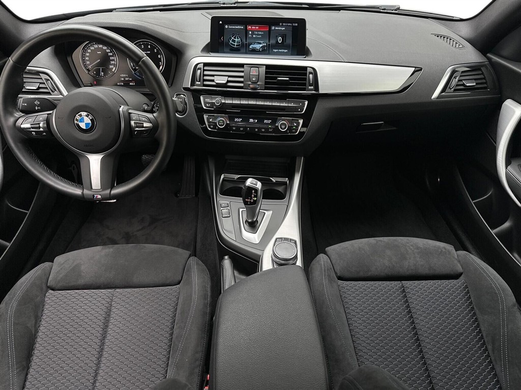 BMW 218i Advantage billede 5