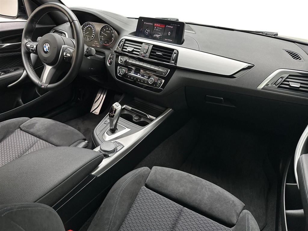 BMW 218i Advantage billede 11
