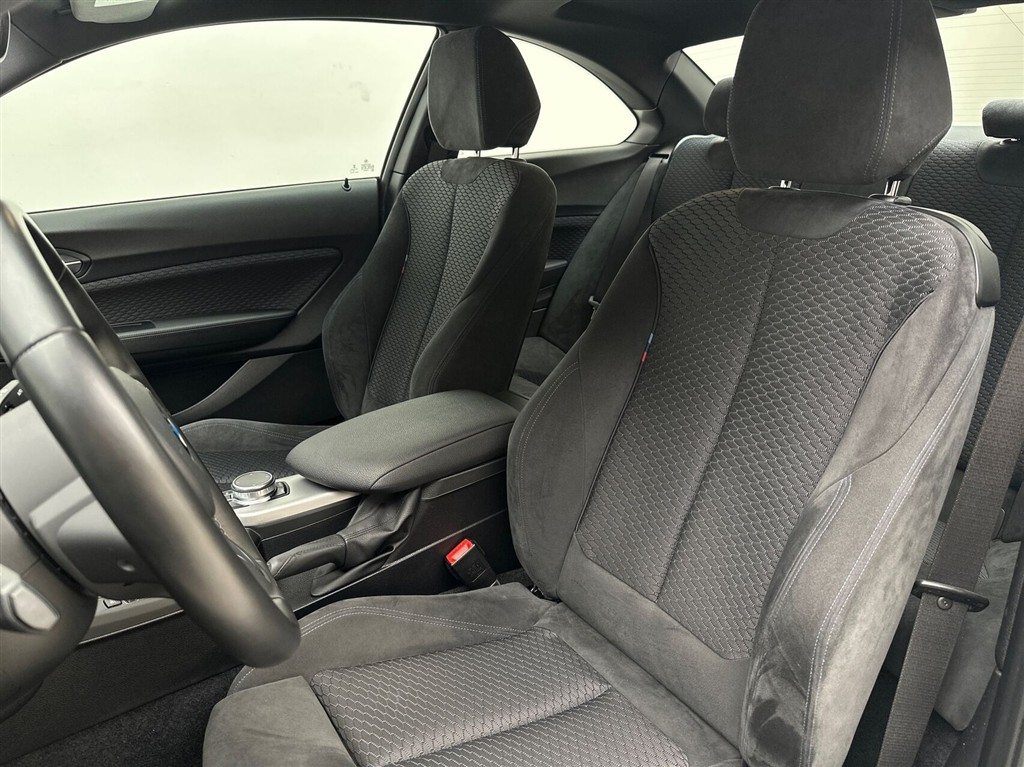 BMW 218i Advantage billede 18