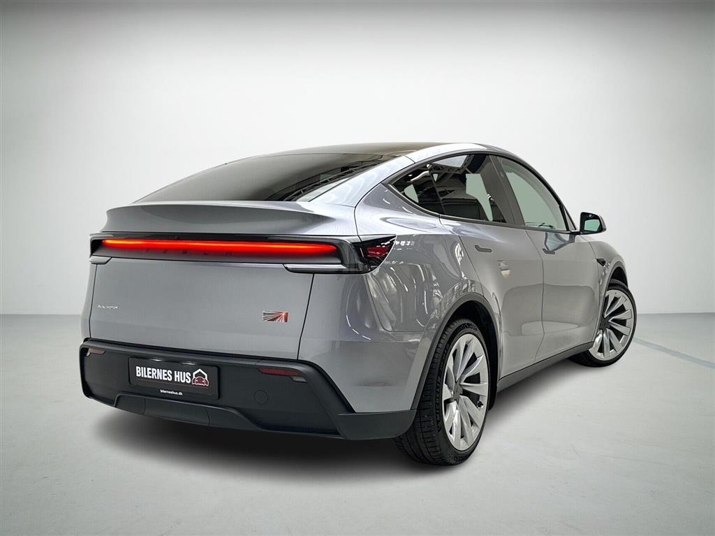 Tesla Model Y Long Range Launch Series billede 2
