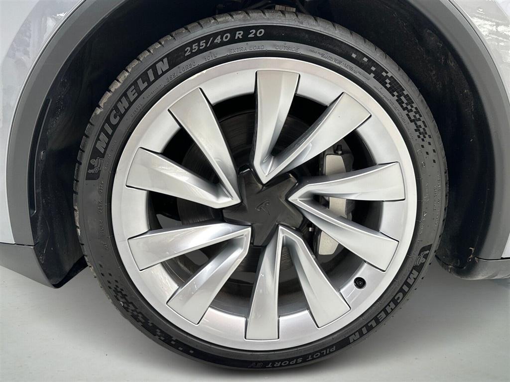 Tesla Model Y Long Range Launch Series billede 9