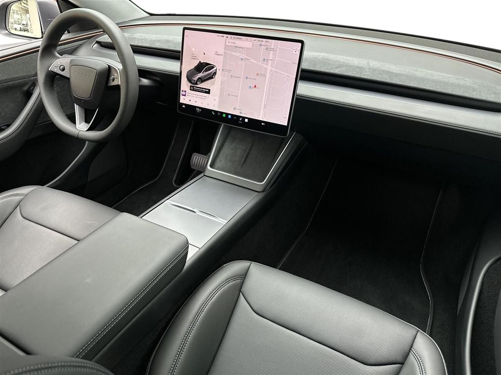 Tesla Model Y Long Range Launch Series billede 11