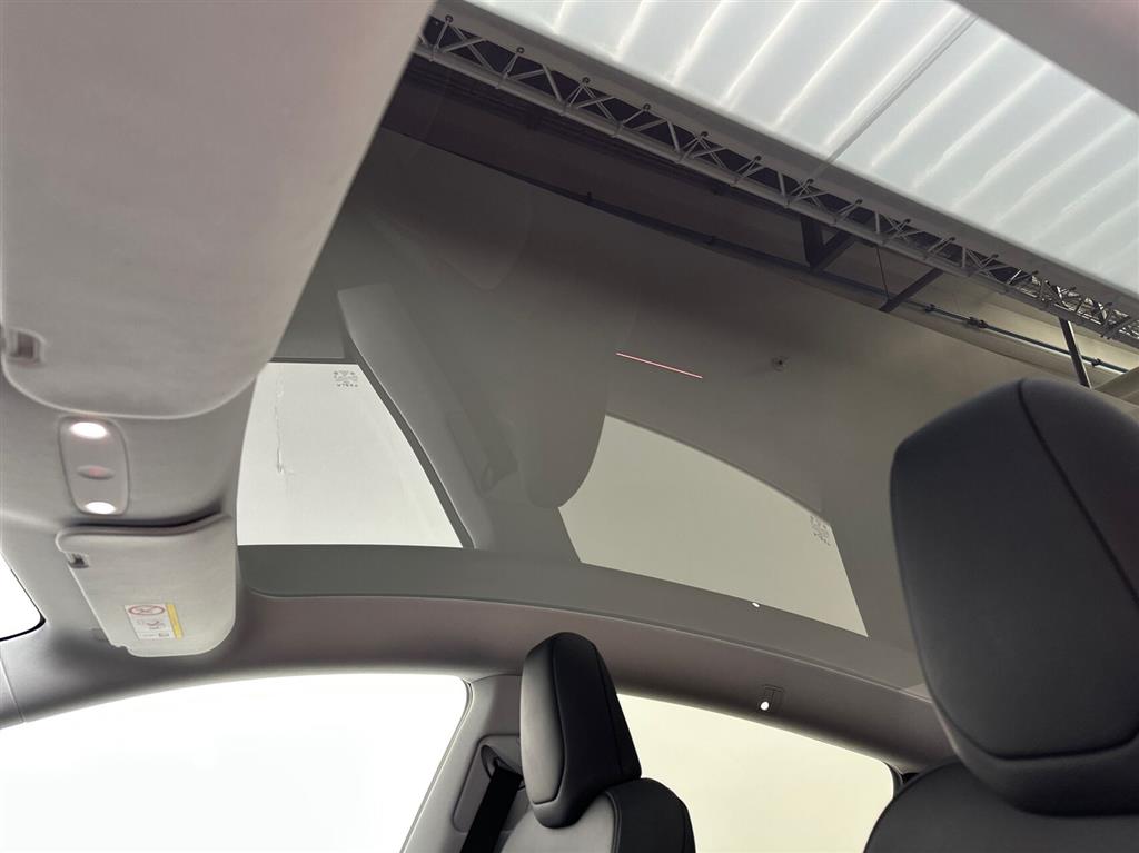 Tesla Model Y Long Range Launch Series billede 19