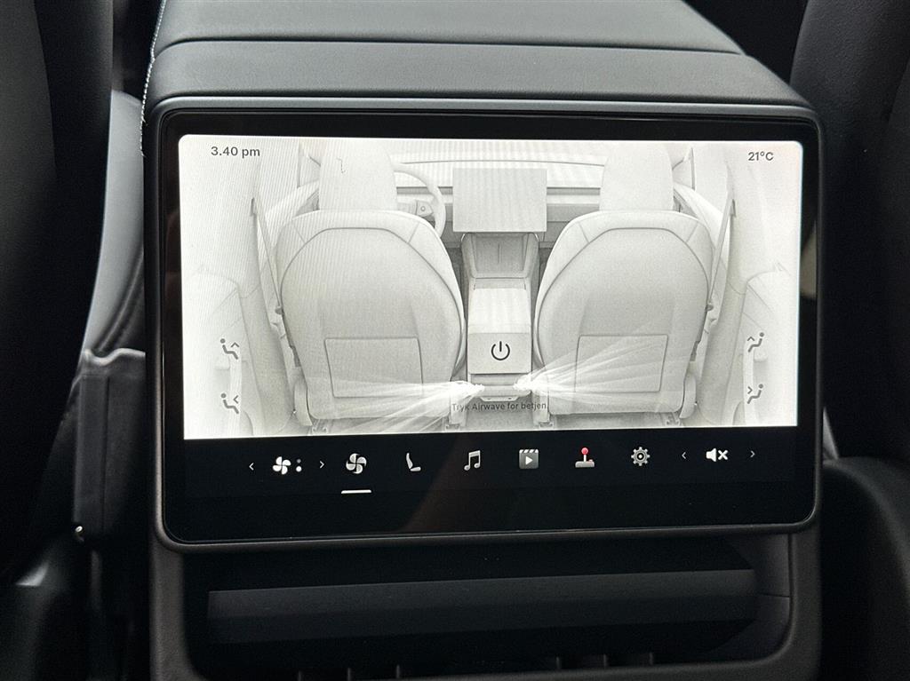Tesla Model Y Long Range Launch Series billede 21